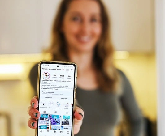 nicol dunčko sociální sítě